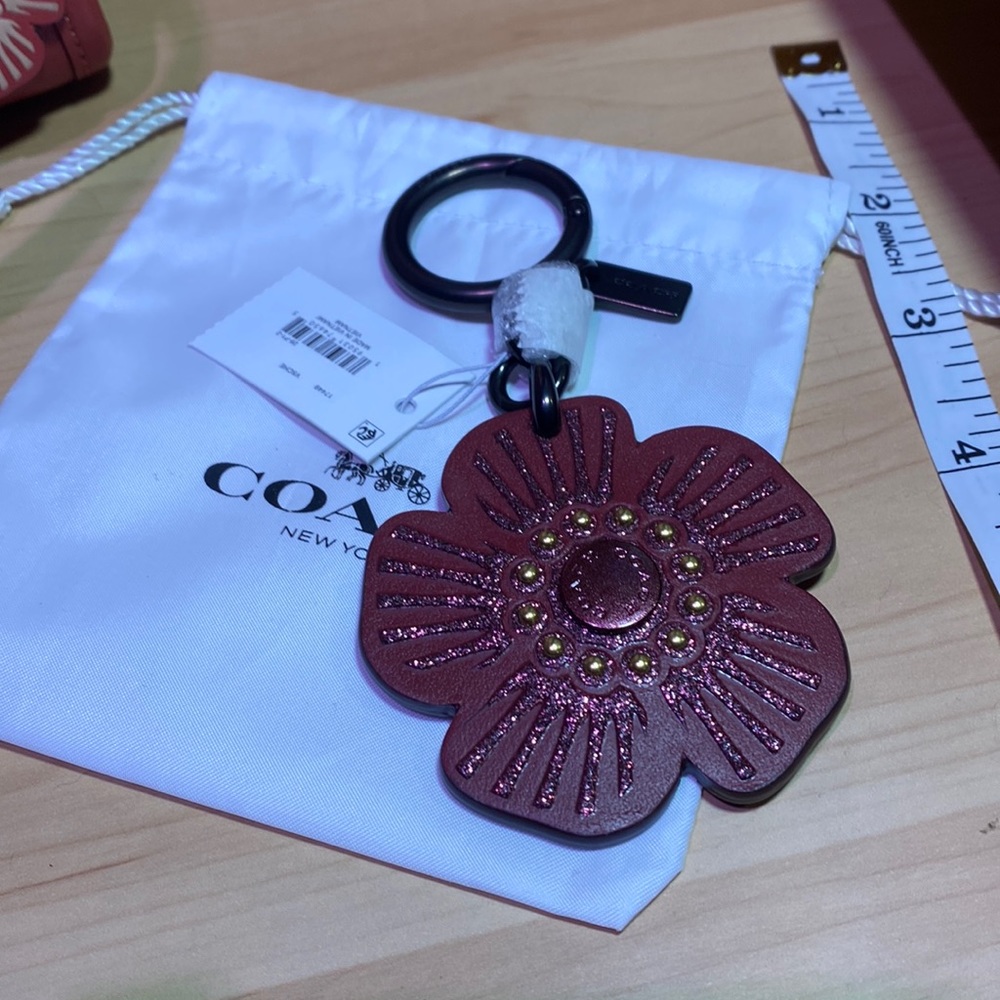 Coach Tea Rose Charm
